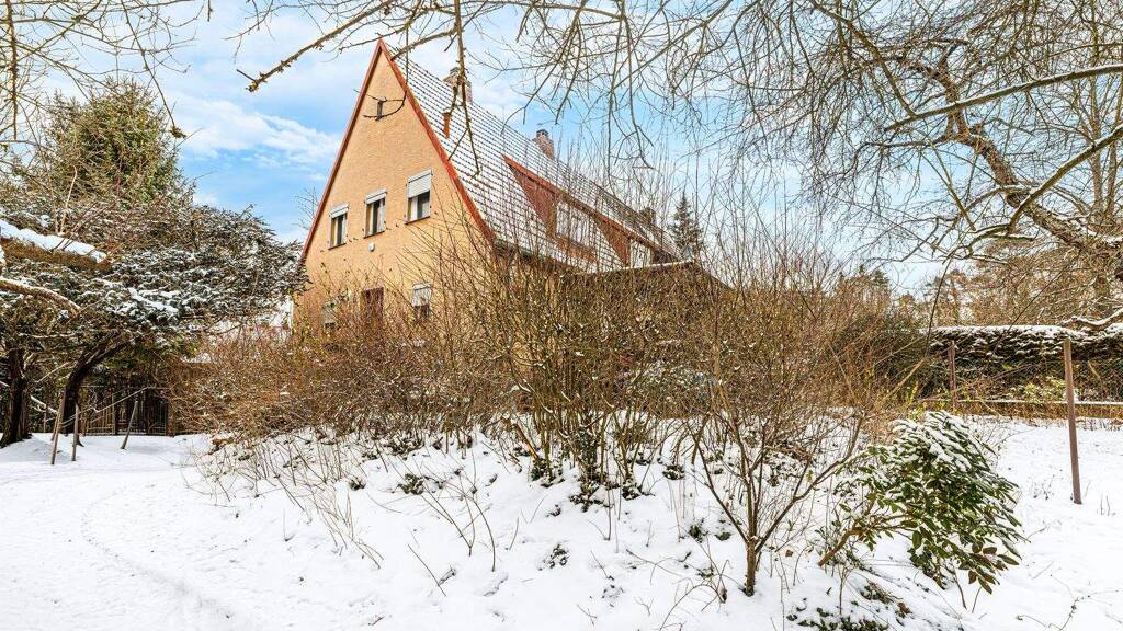 Doppelhaushälfte zum Kauf 395.000 € 5 Zimmer 99 m² 841 m² Grundstück Buchenbühl Nürnberg 90411