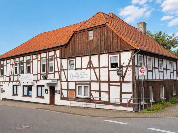 Haus zum Kauf 122.000 € 12 Zimmer 286 m² 542 m² Grundstück Neuwallmoden Wallmoden 38729