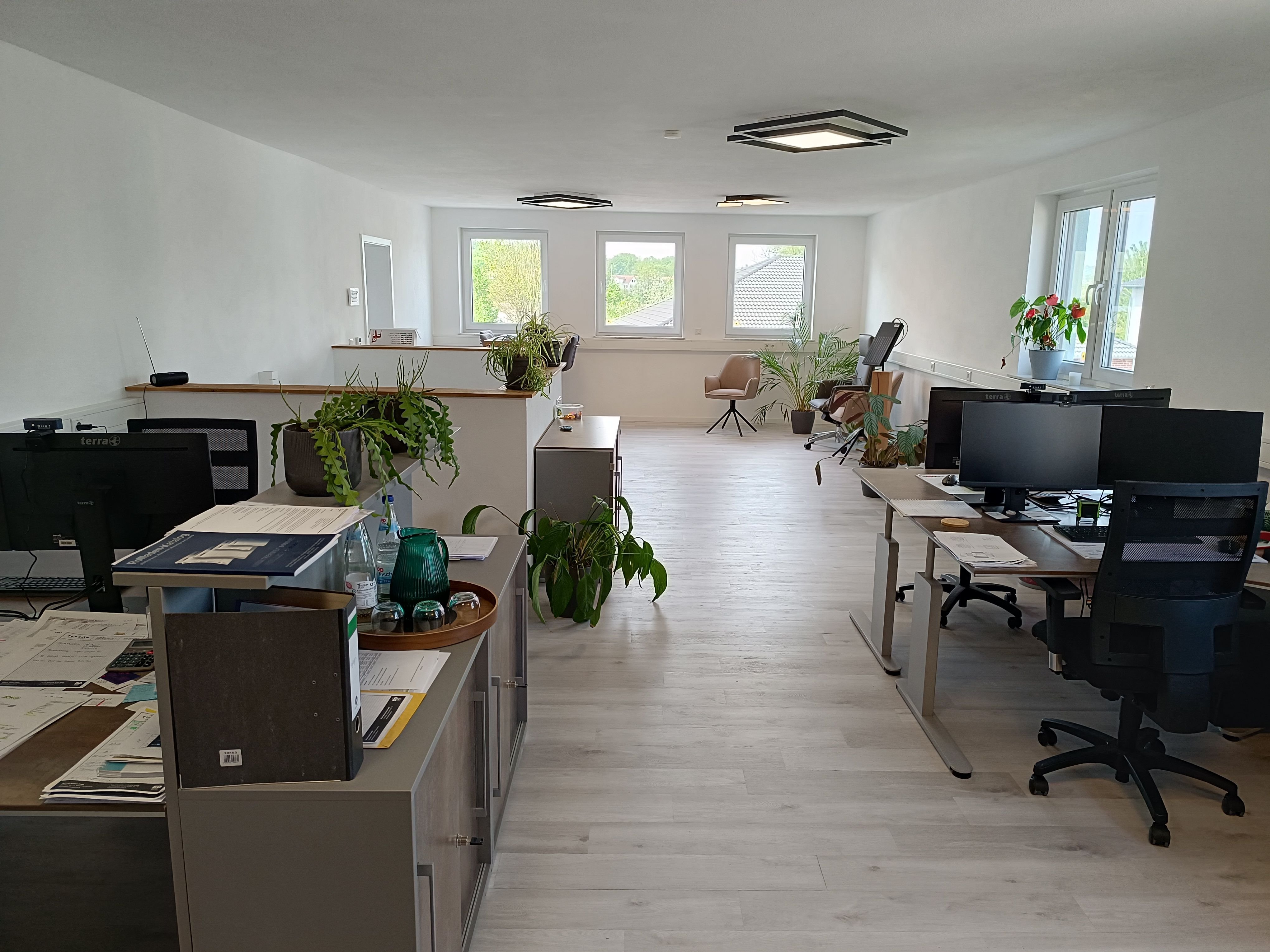 Bürofläche zur Miete provisionsfrei 1.200 € 3 Zimmer 95 m²<br/>Bürofläche Am Wiesendeich 2 Nackenheim 55299