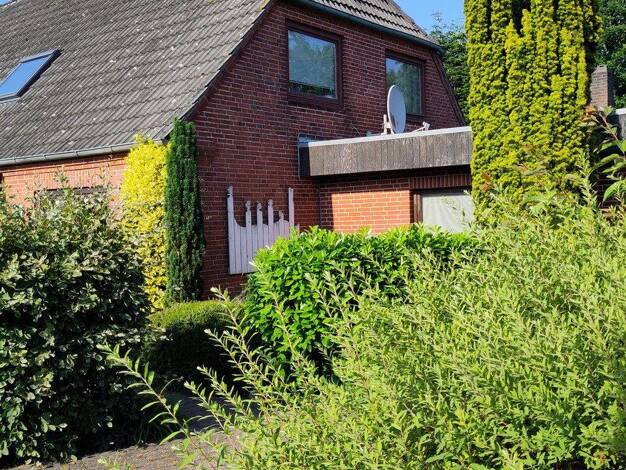 Doppelhaushälfte zum Kauf provisionsfrei 219.000 € 4,5 Zimmer 121 m² 829 m² Grundstück Lindholm Risum-Lindholm 25920