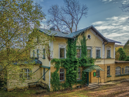 Sonstiges zum Kauf als Kapitalanlage geeignet 2.400.000 € 9.540 m² 9.540 m² Grundstück Starnberg 82319