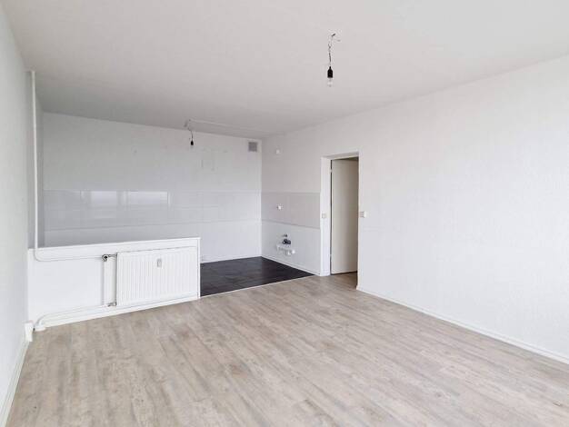 Wohnung zur Miete 479 € 3 Zimmer 78,5 m² 8. Geschoss frei ab 01.02.2026 Albert-Wolf-Platz 1 Prohlis-Süd Dresden 01239
