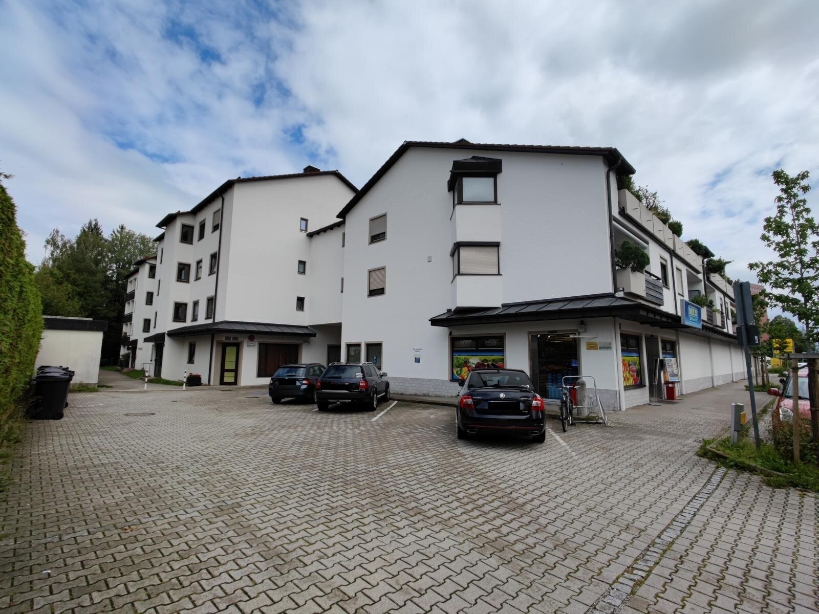 Wohnung zum Kauf 105.000 € 1 Zimmer 37 m²<br/>Wohnfläche 1.<br/>Geschoss Aussiger Straße 25g West Waldkraiburg 84478