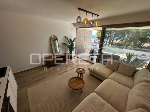 Wohnung zum Kauf 275.000 € 2 Zimmer 49 m² Jelsa