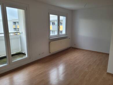 Wohnung zur Miete 359 € 3 Zimmer 57,9 m² 1. Geschoss Hermann-Heidel-Straße 6 Silberhöhe Halle (Saale) 06132