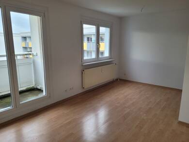 Wohnung zur Miete 359 € 3 Zimmer 57,9 m² 1. Geschoss Hermann-Heidel-Straße 6 Silberhöhe Halle (Saale) 06132