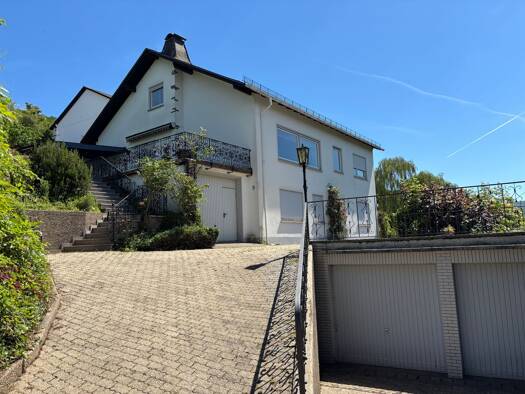 Einfamilienhaus zum Kauf 420.000 € 12 Zimmer 250 m² 939 m² Grundstück Fliederweg 9 Bad Ems 56130