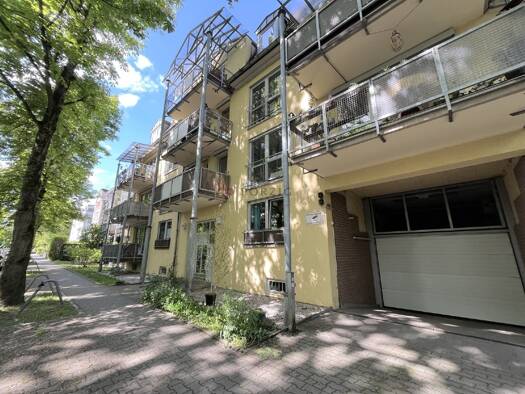 Wohnung zum Kauf 130.000 € 3 Zimmer 82,5 m² Kapellenberg Kapellenberg 09119