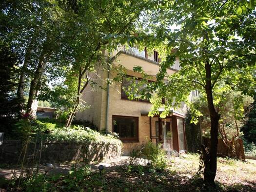 Villa zum Kauf 485.000 € 8 Zimmer 264,4 m² 907 m² Grundstück Schleswig 24837