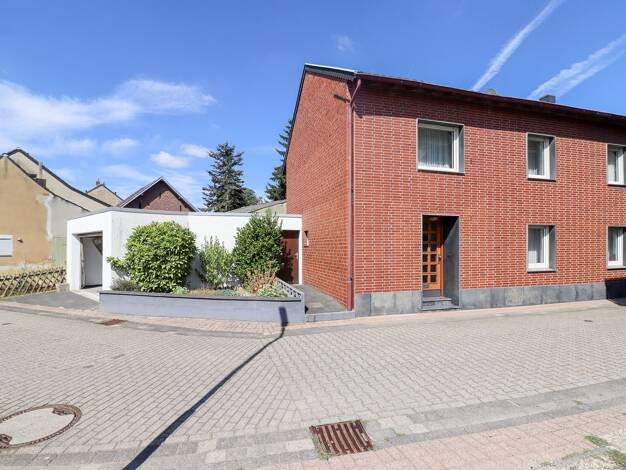Mehrfamilienhaus zum Kauf 199.000 € 5 Zimmer 141 m² 211 m² Grundstück frei ab sofort Hottorf Linnich 52441