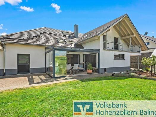 Einfamilienhaus zum Kauf 749.000 € 6,5 Zimmer 212 m² 1.245 m² Grundstück Stetten Stetten am kalten Markt, Stetten 72510