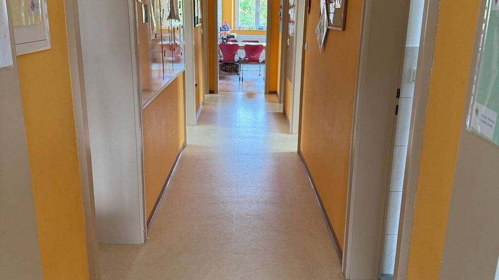 Medizinisches Gebäude zum Kauf 256.000 € 5 Zimmer 245,3 m² Bürofläche Bischofsgrün 95493