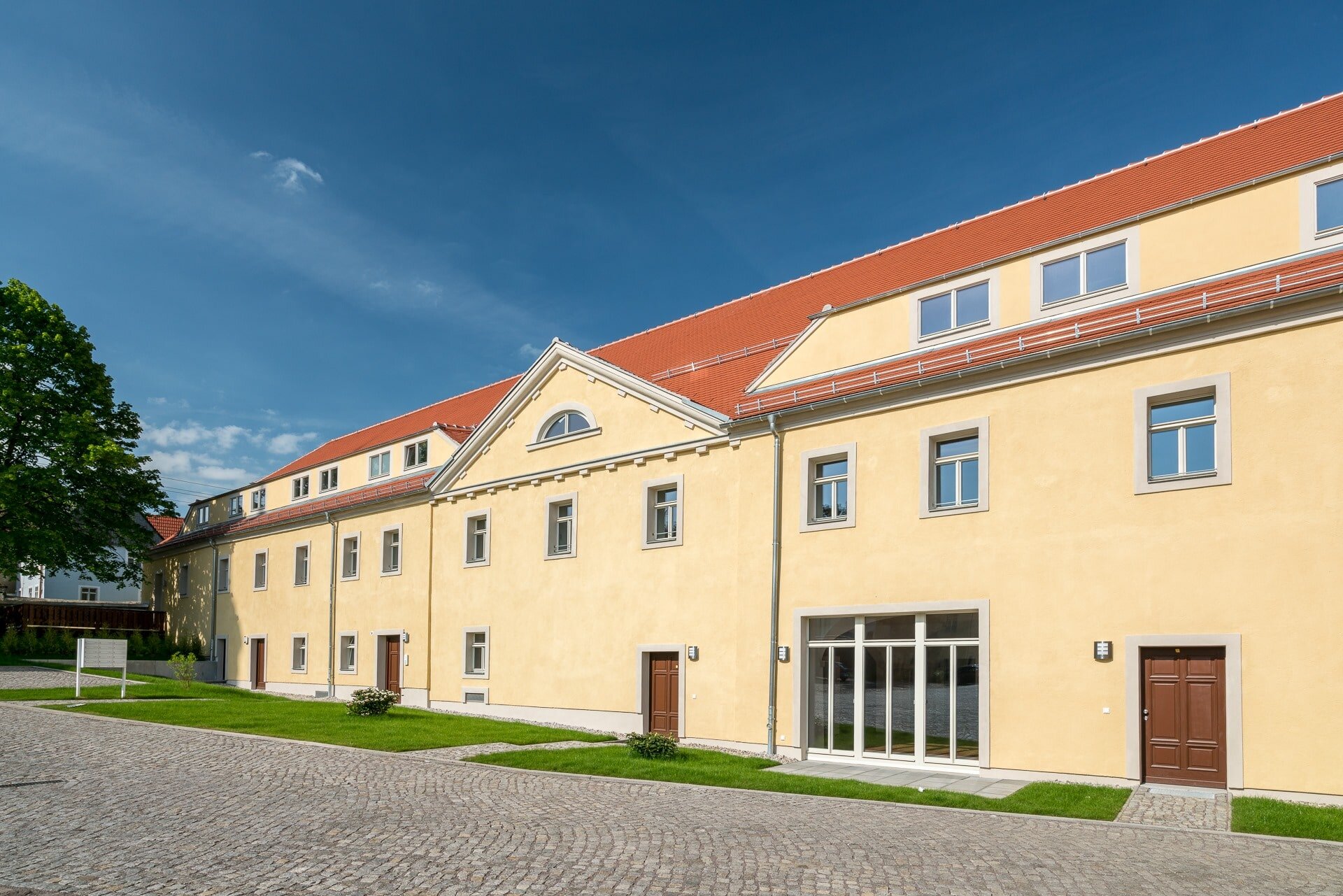 Maisonette zur Miete 900 € 4 Zimmer 109,2 m²<br/>Wohnfläche 1.<br/>Geschoss 01.02.2025<br/>Verfügbarkeit Kirchstraße 9 Weistropp Klipphausen 01665