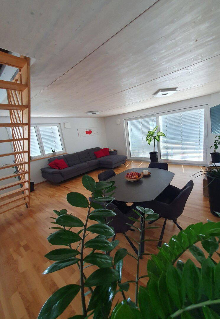 Moderne, helle 3,5-Zimmer-Maisonettewohnung
