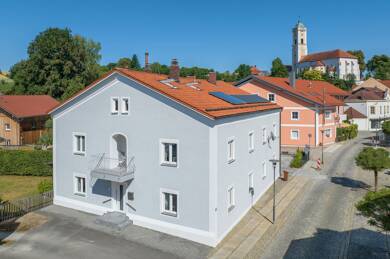 Stadthaus zum Kauf 395.000 € 8 Zimmer 200 m² 563 m² Grundstück Bad Birnbach Bad Birnbach 84364