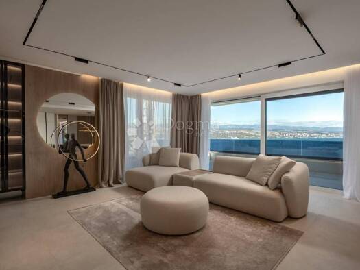 Wohnung zur Miete 4 Zimmer 124 m² 2. Geschoss Opatija - Centar, Opatija Opatija