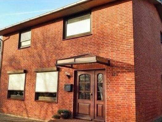 Einfamilienhaus zum Kauf 198.000 € 5 Zimmer 170,2 m² 1.129 m² Grundstück Nordhastedt 25785