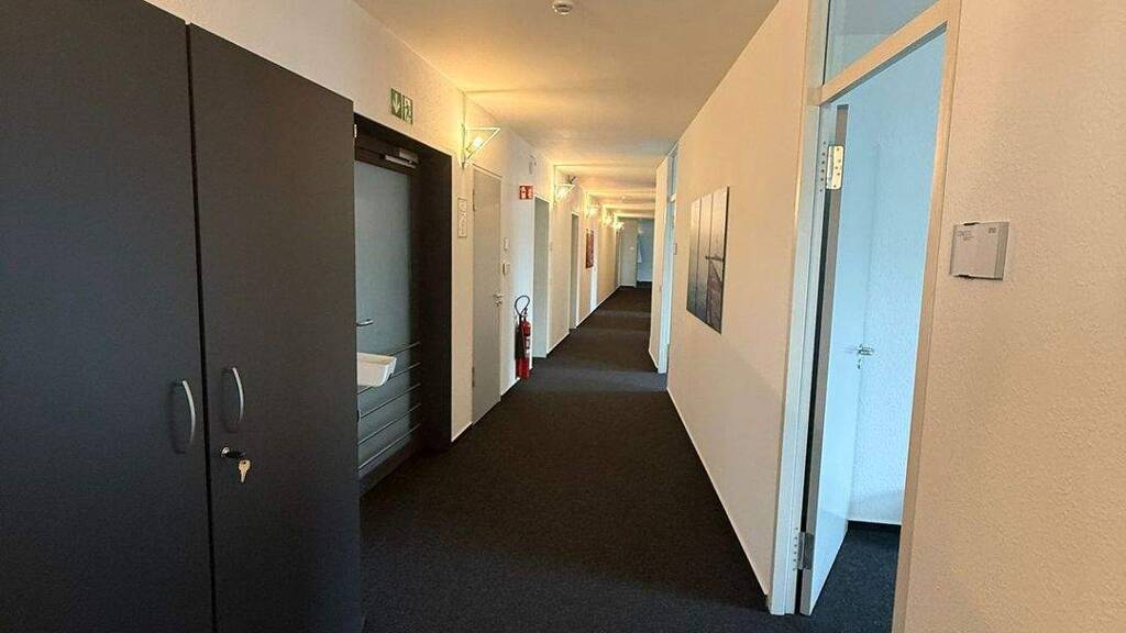 Büro zur Miete provisionsfrei 2.900 € 230,9 m² Bürofläche Am Hardtwald 4 Ettlingen 76275