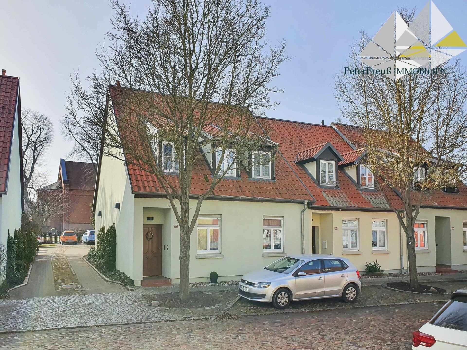 Mehrfamilienhaus zum Kauf 259.000 € 5 Zimmer 120 m²<br/>Wohnfläche 122 m²<br/>Grundstück Angermünde Angermünde 16278