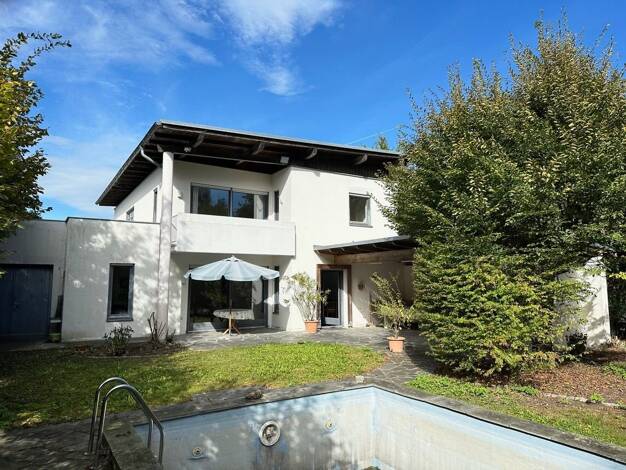 Einfamilienhaus zum Kauf 598.000 € 4 Zimmer 195 m² 1.000 m² Grundstück Alburg Straubing 94315