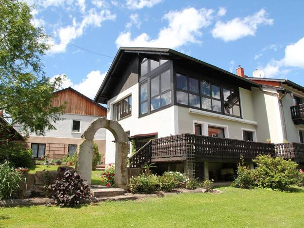 Mehrfamilienhaus zum Kauf provisionsfrei 790.000 € 14 Zimmer 585 m² 3.182 m² Grundstück Melkers Rippershausen 98639