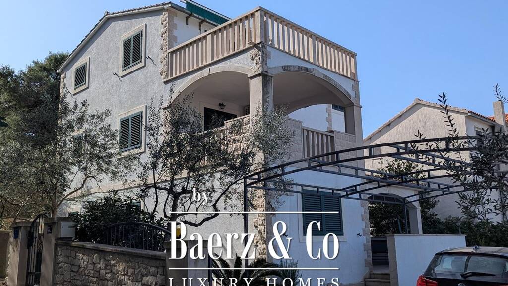 Stadthaus zum Kauf 880.000 € 6 Zimmer 372 m² 411 m² Grundstück supetar