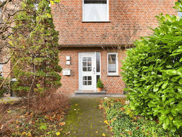 Doppelhaushälfte zur Miete 1.230 € 5 Zimmer 134 m² 349 m² Grundstück frei ab 01.06.2025 Harsewinkel Harsewinkel 33428