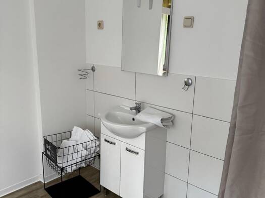 WG-Zimmer zur Miete 450 € 28 m² 1 Geschosse frei ab sofort Alt-Saarbrücken Mitte 66117