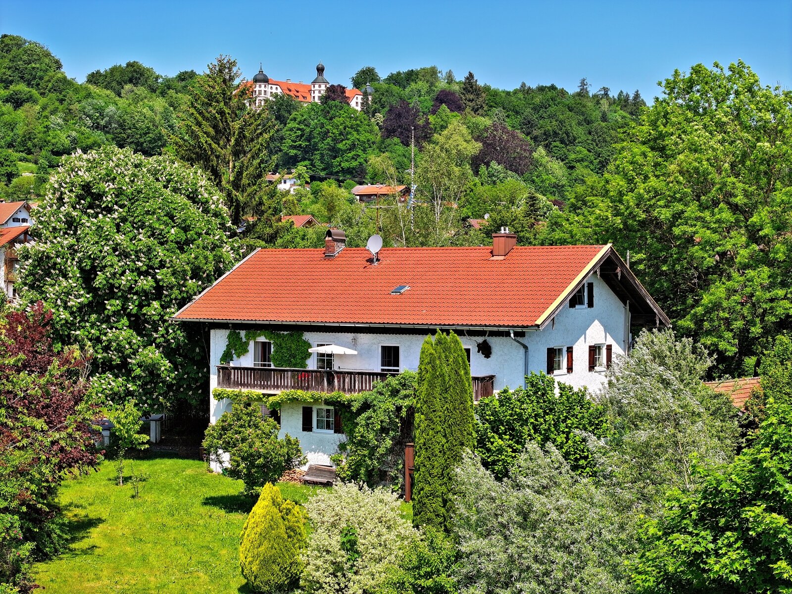 Haus zum Kauf 1.450.000 € 10 Zimmer 315 m²<br/>Wohnfläche 2.191 m²<br/>Grundstück Eurasburg Eurasburg 82547