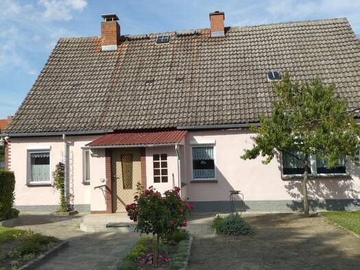 Haus zum Kauf 115.000 € 4 Zimmer 85 m² 1.180 m² Grundstück Stolzenhagen Lunow-Stolzenhagen 16248