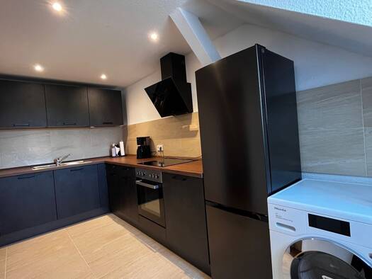 Wohnung zur Miete 535 € 3 Zimmer 85 m² Geschoss 4/4 frei ab 01.10.2026 Zentrum Zentrum 09111
