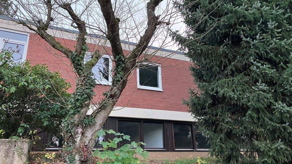 Bürofläche zur Miete 1.595 € 134 m² Bürofläche Burgberg Erlangen 91058