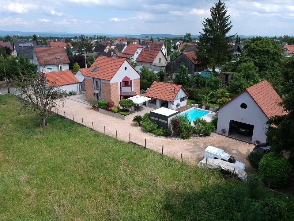 Haus zum Kauf 685.000 € 3 Zimmer 196 m²<br/>Wohnfläche 1.565 m²<br/>Grundstück ab sofort<br/>Verfügbarkeit  Bartenheim  68870