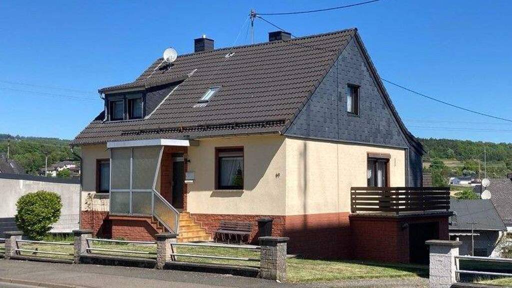 Einfamilienhaus zum Kauf 180.000 € 5 Zimmer 105 m² 670 m² Grundstück Birkenfeld 55765