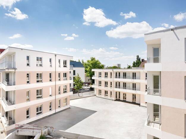 Wohnung zur Miete 949 € 2 Zimmer 62,6 m² 2. Geschoss Albert-Schweitzer-Straße 16 Hennigsdorf 16761