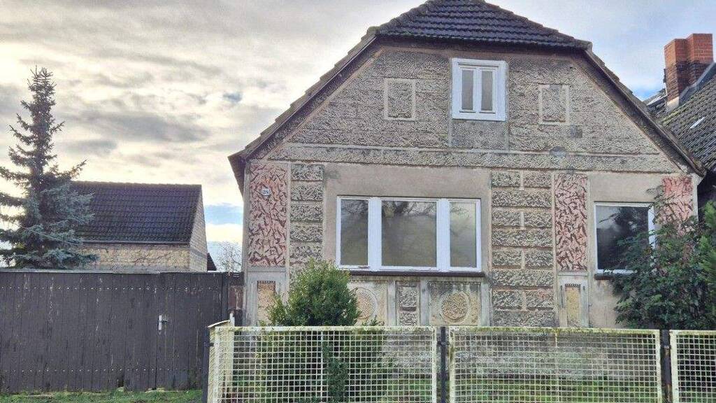 Einfamilienhaus zum Kauf 60.000 € 4 Zimmer 77 m² 1.250 m² Grundstück frei ab sofort Eichwerder 38 Eichwerder Wriezen 16269