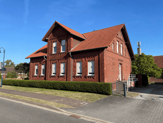 Mehrfamilienhaus zum Kauf als Kapitalanlage geeignet 179.000 € 7 Zimmer 211 m² 6.522 m² Grundstück Etingen Oebisfelde-Weferlingen 39359
