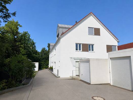 Reihenendhaus zum Kauf 1.195.000 € 6 Zimmer 185 m² 391 m² Grundstück Germering 82110