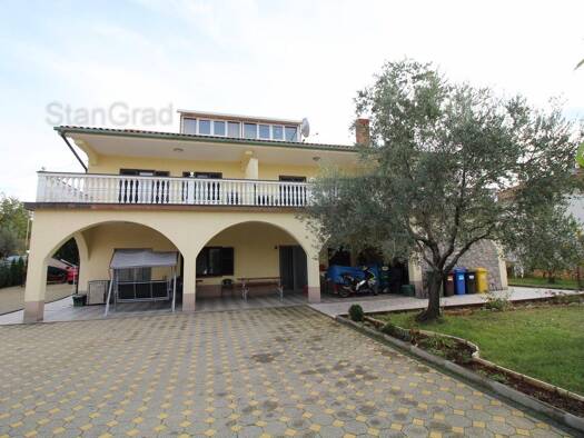 Einfamilienhaus zum Kauf 675.000 € 18 Zimmer 600 m² 1.330 m² Grundstück Malinska-Dubasnica 51511