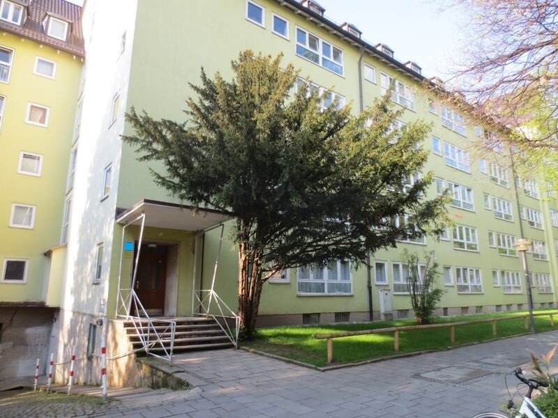 Wohnung zur Miete 870 € 2 Zimmer 54,8 m²<br/>Wohnfläche 1.<br/>Geschoss 20.11.2024<br/>Verfügbarkeit St.-Pauls-Platz 2 St. Paul München 80336