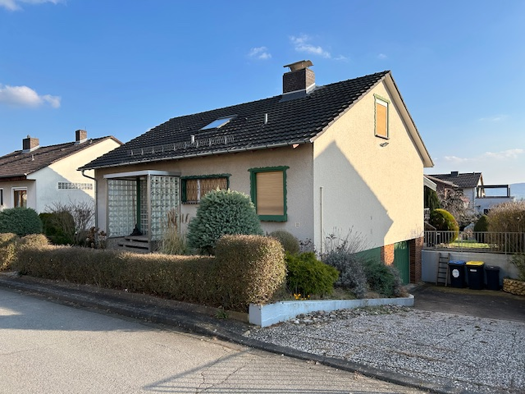 Haus zum Kauf 209.000 € 5 Zimmer 130 m² 670 m² Grundstück Grebendorf Meinhard 37276