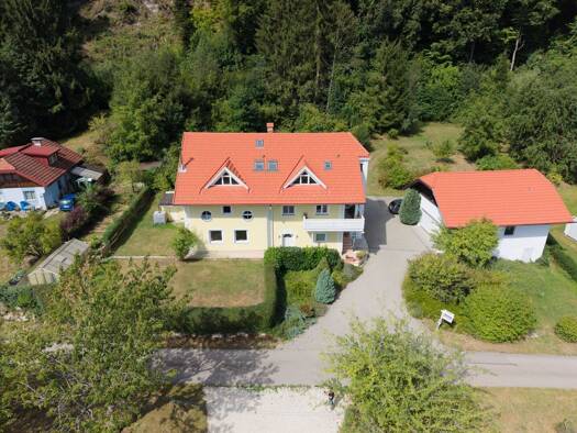 Einfamilienhaus zum Kauf 610.000 € 408 m² 7.273 m² Grundstück Frankenburg am Hausruck 4873