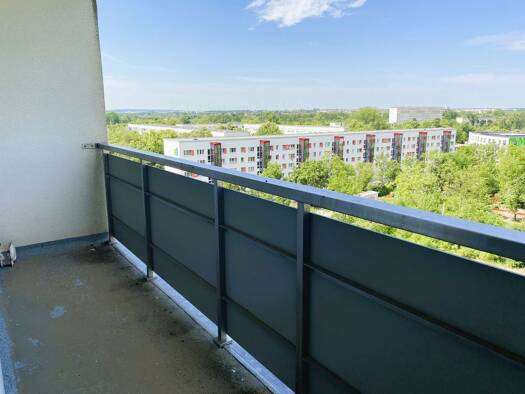 Wohnung zur Miete 239 € 1 Zimmer 37 m² 8. Geschoss frei ab sofort Tangermünder Straße 2 Westliche Neustadt West 06124