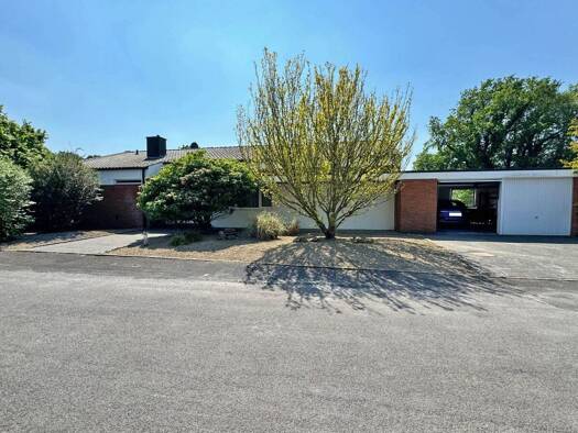 Bungalow zur Miete 1.200 € 4 Zimmer 151 m² 1.547 m² Grundstück Schüttorf 48465