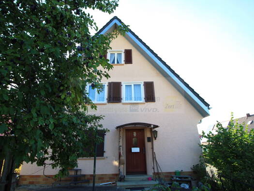 Mehrfamilienhaus zum Kauf 285.000 € 7 Zimmer 111 m² 501 m² Grundstück Donaueschingen 78166