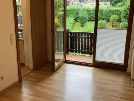 Wohnung zur Miete 280 € 2 Zimmer 47 m² Lengenfeld Lengenfeld 08485