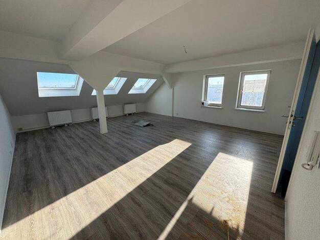 Wohnung zur Miete 400 € 1 Zimmer 38,9 m² 4. Geschoss frei ab 18.11.2025 Angerstr. 21 Altlindenau Leipzig 04177