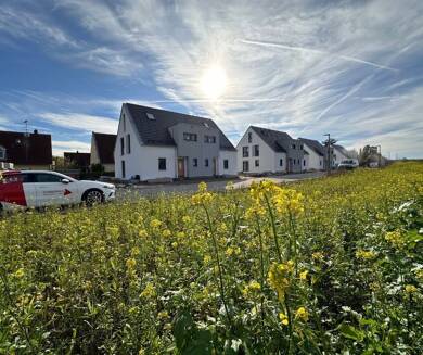 Doppelhaushälfte zum Kauf provisionsfrei 826.000 € 5 Zimmer 139 m² 304 m² Grundstück Reitersbergstrasse Kosbach Erlangen 91056