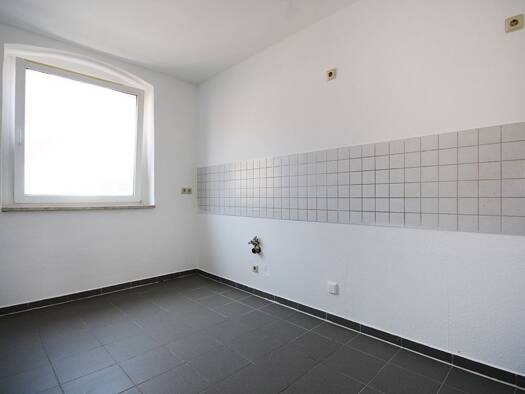 Mehrfamilienhaus zum Kauf als Kapitalanlage geeignet 270.000 € 238 m² 190 m² Grundstück Aschersleben Aschersleben 06449