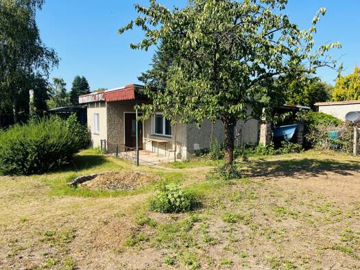 Haus zum Kauf 56.000 € 2 Zimmer 45 m² 558 m² Grundstück frei ab sofort Neustadt Brandenburg an der Havel 14776